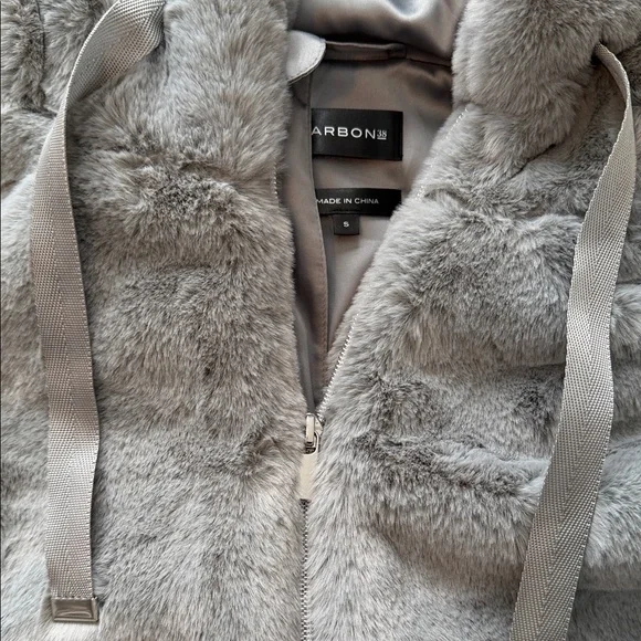 Carbon38 Light Gray Faux Fur Jacket - Picture 3 of 6